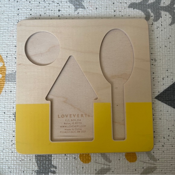 Lovevery double sides wood puzzle - Picture 2 of 5